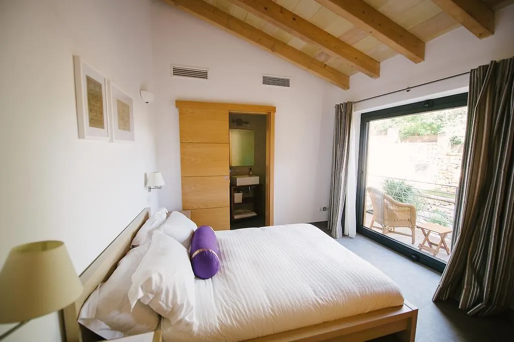 Boutique Villa Alaro 0*,